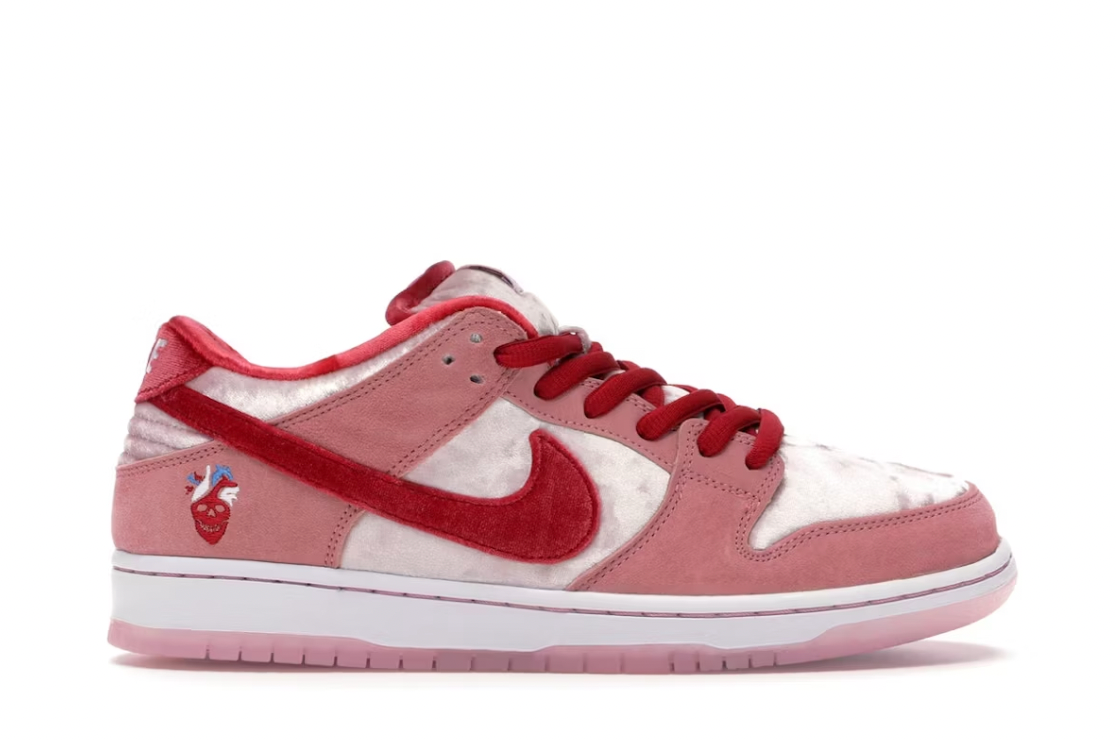 Nike Dunk Low Strange Love Dunks